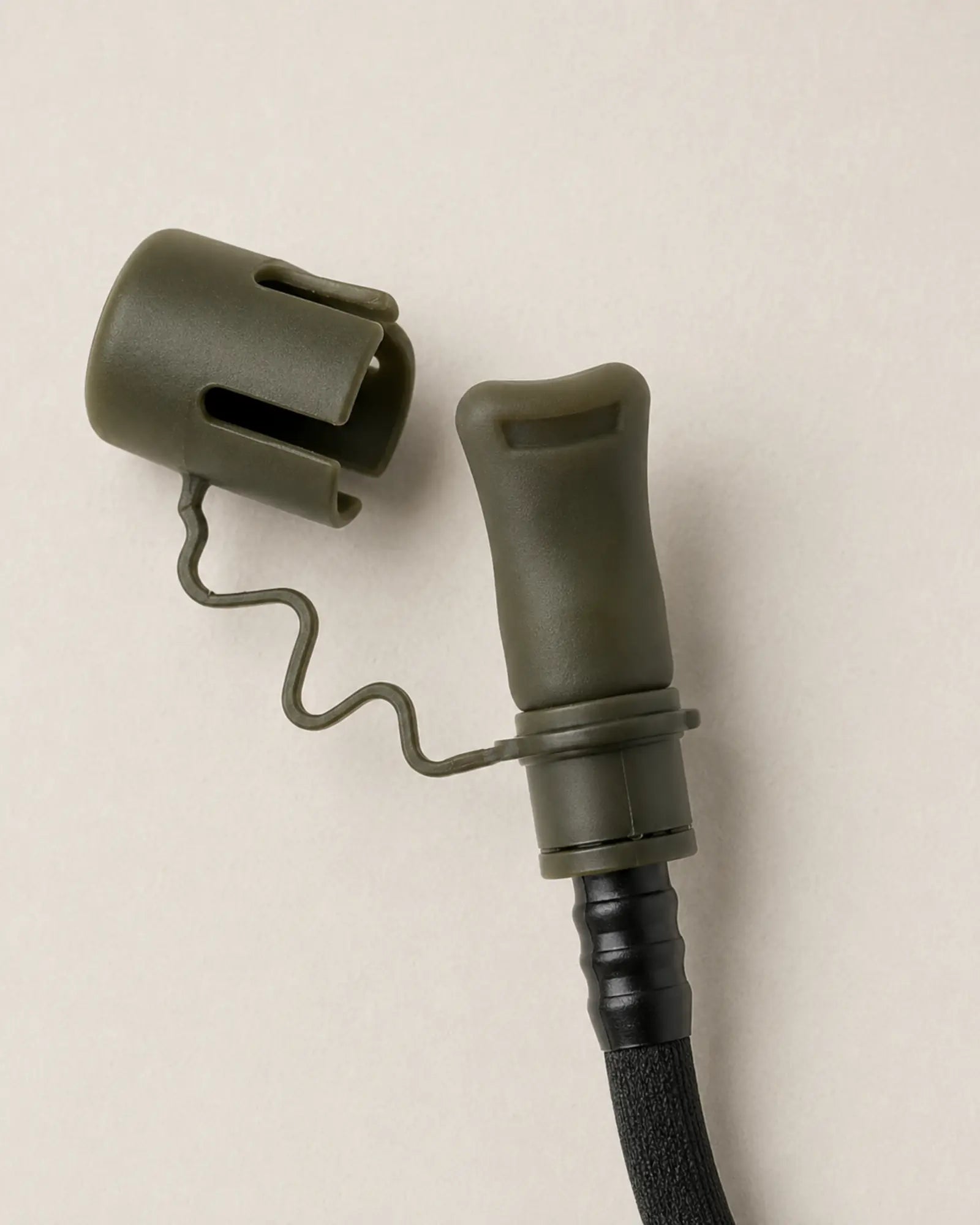 Covered bite valve and lockable mouthpiece for ARWE hydration backpack
